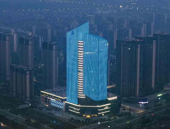 探秘光影萬豪！國際五星級酒店夜景震撼來襲